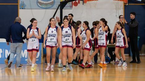 El Cadete Femenino no consiguió frenar el ataque del Caravaca