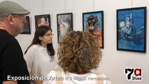 Alumnos de 1º y 2º de Bachillerato de Arte del M. Hernández exponen en la Casa de la Cultura
