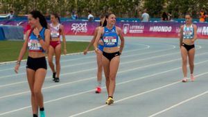 Daniela Sánchez, nuevo récord regional Sub16 en 300 metros lisos
