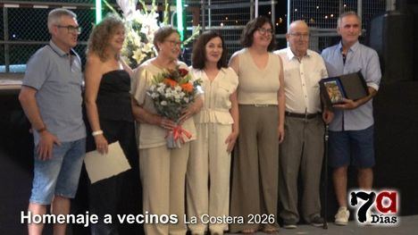La Costera homenajea a vecinos con historia y a otros que inician su trayectoria personal