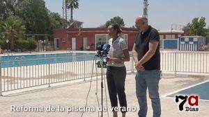 La alcaldesa y el edil de Deportes presentan las reformas realizadas en la piscina de verano