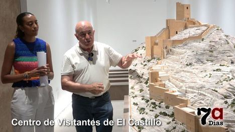 Una gran maqueta muestra el Castillo en el Centro de Visitantes