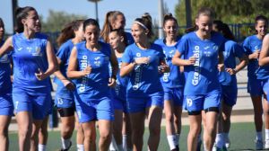 El Alhama CF Femenino estrena himno en su momento más dulce