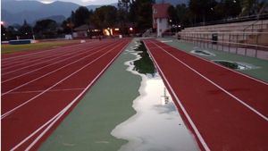 C's denuncia que la pista de atletismo se está 