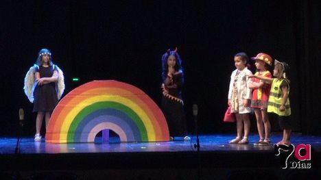 VÍDEO Los alumnos de Teatro Recrea, de la comedia a la denuncia