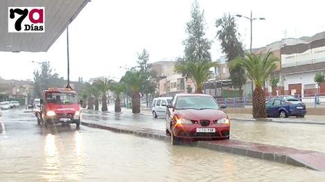 VIDEO: La lluvia pone a prueba a los servicios de emergencias