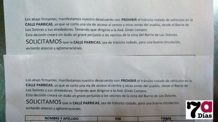 Recogida de firmas en contra de peatonalizar la calle Parricas