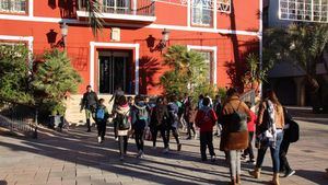 FOTOS Alumnos del Príncipe de España visitan el Ayuntamiento