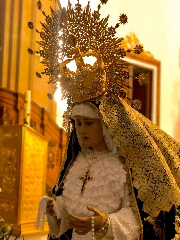 Misas en honor de la Virgen de la Esperanza y de San Juan Evangelista