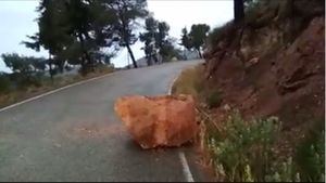 El Parque Regional alerta de obstáculos viales en Sierra Espuña