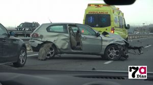 Al menos un herido en un accidente de tráfico en la A7