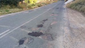 FOTOS Críticas al 'arreglo' de la carretera RM-515 este lunes