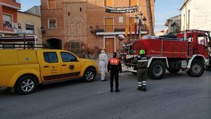 FOTOS La BRIFOR apoya la limpieza de las calles de Librilla