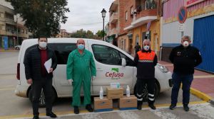 Librilla recibe guantes y gel hidroalcohólico donado por Cefusa