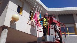 FOTOS El Pleno aparta sus diferencias por las víctimas de la Covid19