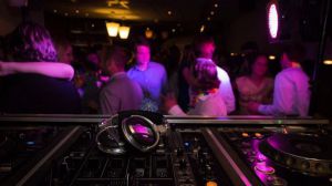 Estas son las nuevas condiciones para discos, pubs y bares de copas