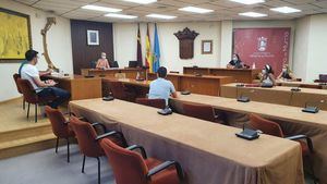 Alhama cerrará instalaciones públicas y suspenderá eventos