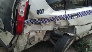 VÍDEO Un policía local de Alhama, herido leve en un accidente en la A7
