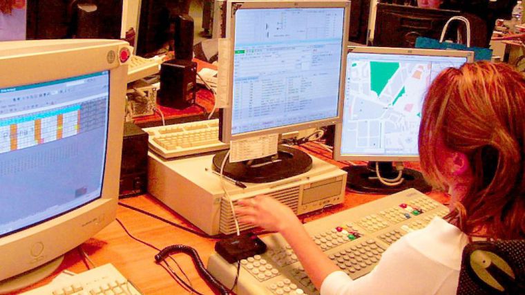 Un motorista, herido grave al colisionar con un coche en Totana