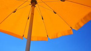 VIDEO Cinco consejos para no quemarse bajo el Sol este verano