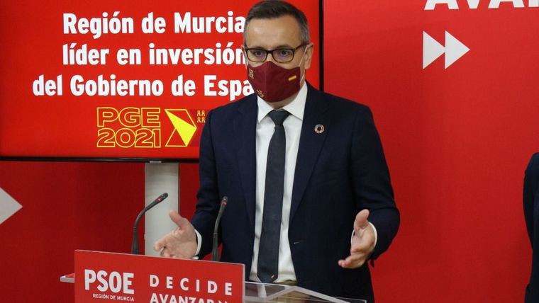 Conesa: 'El Gob. del PP paga con la hostelería su incapacidad'