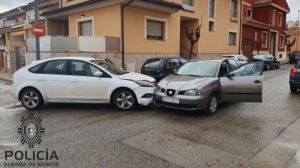 Ilesos tras un accidente por, al parecer, saltarse un ceda el paso