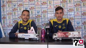 VÍD. Como una rosa tras 90 minutos: El Alhama CF entre bambalinas