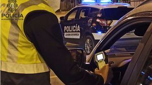 Detenido en Alhama al triplicar la tasa de alcohol al volante