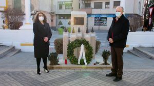 VÍDEO Alhama homenajea a las víctimas del Holocausto