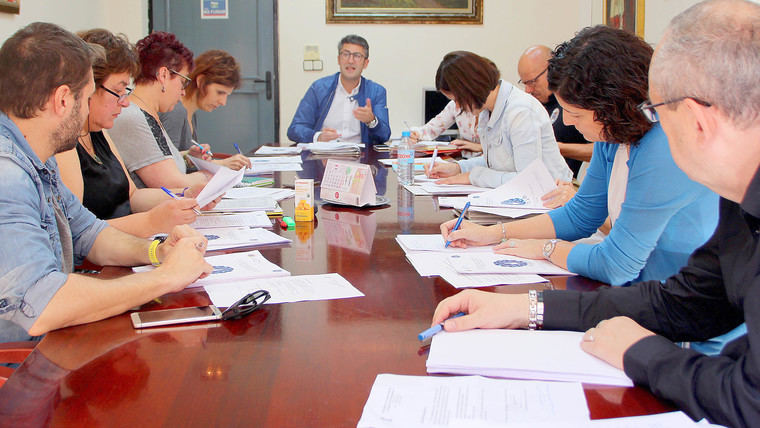 El Ayuntamiento plantea clases contra el acoso y absentismo escolar