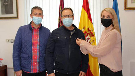 El policía local Patricio Molina inicia su jubilación