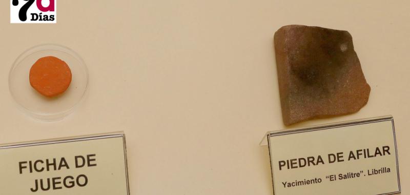 Ficha y piedra de afilar