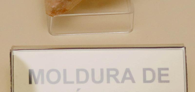 Moldura de marmol